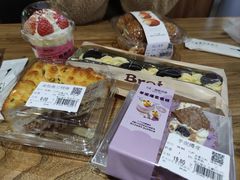 -胖东来生活广场(健康路店)