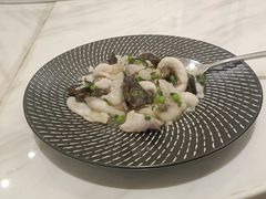 -梅龙镇酒家(南京西路总店)