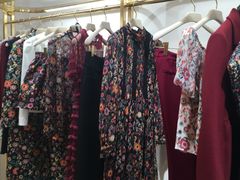 -文艺复兴百货(米兰大教堂广场店)