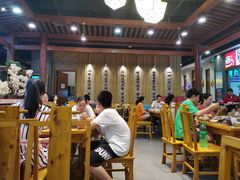 大堂-一斗火锅·招财羊毛肚(泰吉滨江店)