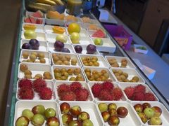 -涨巢·潮玩水疗局