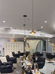 点击看大图 -八佰伴8008星级形象店