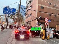 -镁连社·美联社