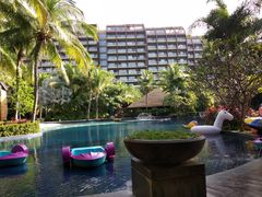 -三亚湾海居铂尔曼度假酒店