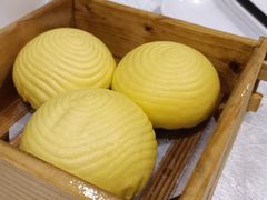 奶黄流沙包-东方之珠海鲜酒楼(南开店)