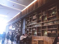 -星巴克臻选(湖滨道店)