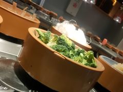 -龍歌自助小火锅(市南金茂湾店)