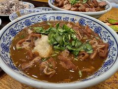 卤煮火烧-门框胡同百年卤煮(新街口店)