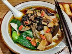菌菇手工汤面-八珍手工水饺·妈妈的爱(传芳巷店)