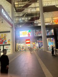 -乐高品牌旗舰店(人民广场店)