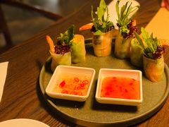 越南传统生包鲜虾春卷-来龙里 精致 东南亚餐室(万象城店)