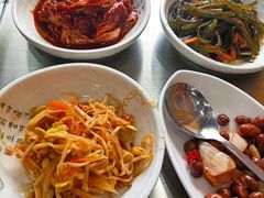 -牛信亭韩国料理·炭火烤肉(紫藤路店)