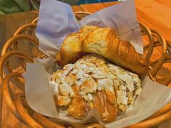 杏仁羊角-麦田工坊(月湖店)
