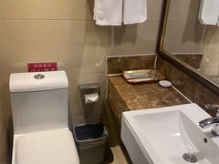 -如家旗下-成都蜀汉东路一品天下地铁站睿柏·云酒店