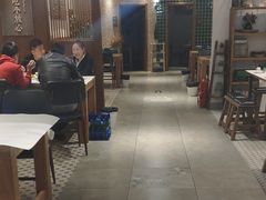 大堂-白氏兄弟烧烤(尹家沟店)