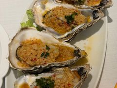 蒜蓉乳山生蚝-开海·红岛海鲜虾水饺(石老人店)