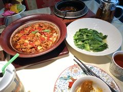 -千百味红餐厅·非遗江西菜(绿地双子塔总店)
