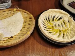 Hummus (one bread) 鹰嘴豆-Uncle Kosto科斯托·中东菜