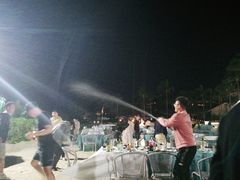 -亚龙湾希尔顿自助餐厅·海鲜·烧烤·沙滩BBQ·现场乐队