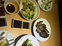 -关东小磨东北菜(上海长风大悦城店)