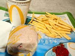 -麦当劳(中唱大厦店)