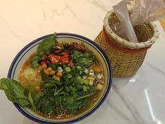 -窄巷口生烫牛肉米线(客村店)