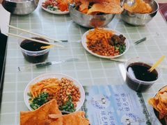 -红鼻子桂林米粉(金唐新光界店)