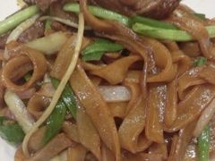 干炒牛河-稻香酒家·34年老字号·港式粤菜(汉街店)