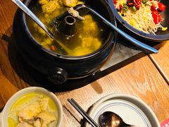 -云海肴·汽锅鸡·云南菜(天山百盛优客店)