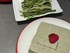 黑豆花-生活如沸·顺德水牛奶火锅(大学路店)