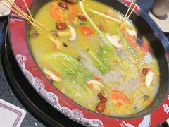 -水巷子·巴掌腰片重庆火锅(巧家店)
