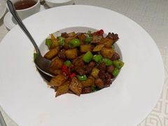 -顺峰海鲜酒楼(省府店)