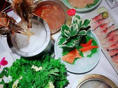 -泓炙颐凤鲜海鲜火锅料理(桐乡店)