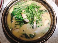 奶油菠菜-穹六人间 people 6(岳阳路店)