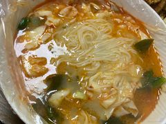 -二钢串叔麻辣烫(华龙大厦店)