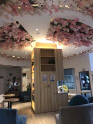 -静待花开瑜伽尊巴会馆