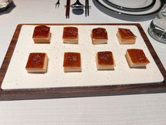烤鸭皮配香瓜-怡情荟•海鲜青岛菜(五四广场旗舰店)