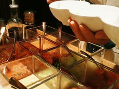 -余欢领鲜火锅(新街口店)