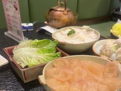 -得意咚瓜·顺德鱼生·冬瓜火锅(深圳首店)