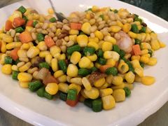 松子粟米虾仁丁-张记旺角食街(动物园店)