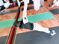 -Yvon yoga 瑜伽·精准体态管理中心