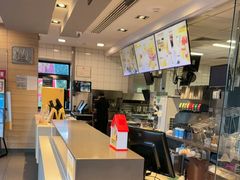 -麦当劳(常山服务区得来速店)
