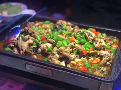 炭烧牛蛙平锅紫苏味-蘭奢雅集·江浙菜(青山江滩店)