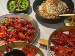-巴厘龙虾·榜首油焖大虾(音乐学院·沿江酒馆店)