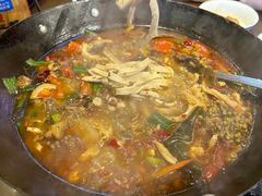 -富正毅三下锅·湘西韵味(天门山索道店)