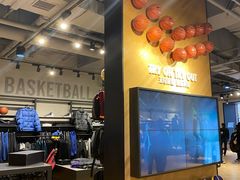 -NIKE品牌体验店(北京蓝色港湾店)