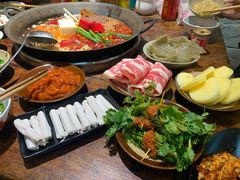 -四小区火锅·巷子里的重庆火锅(花照壁店)