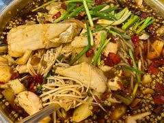 -乡土特色.冷锅鱼.牦牛肉汤锅