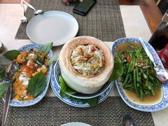 -卷心菜和避孕套餐厅(Pattaya)