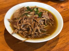 笋干烧肉-山水人家